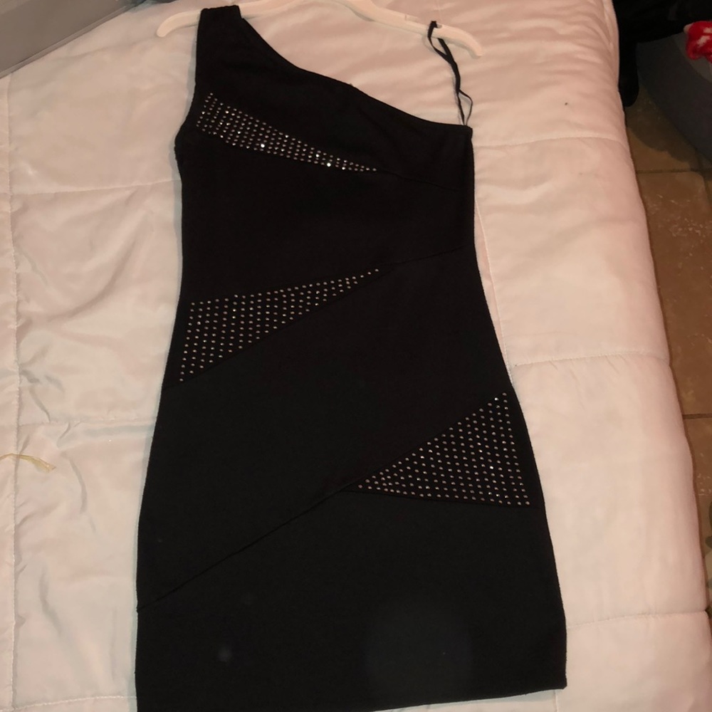 One shoulder dress